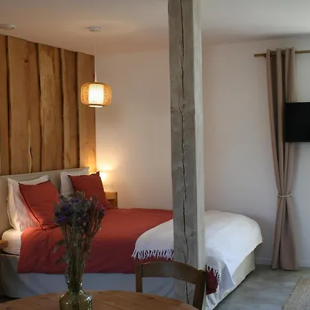 Le Nid Du Chene Apartment